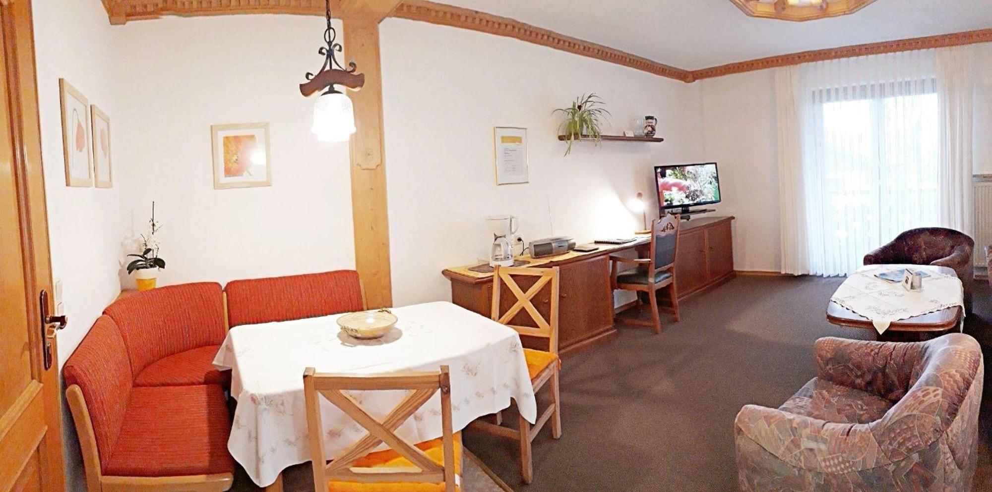 Ferienwohnung-Susanne-Im-Gaestehaus-Bergfrieden Bayersoien Exteriér fotografie